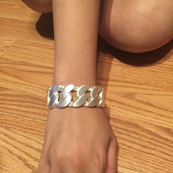 Silver Link Bangle - Picture 3 of 3
