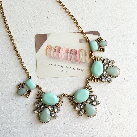 J. Crew Jewelry - Lovely mint necklace