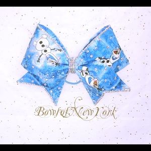 Holiday Cheer Bow