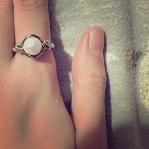 925 and 14k gold pearl ring!