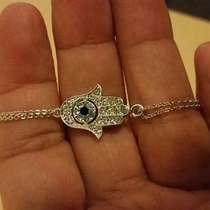 Beautiful silvertone hamsa bracelet Brand New