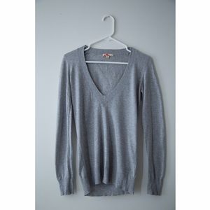 Gray Long-Sleeve V Neck