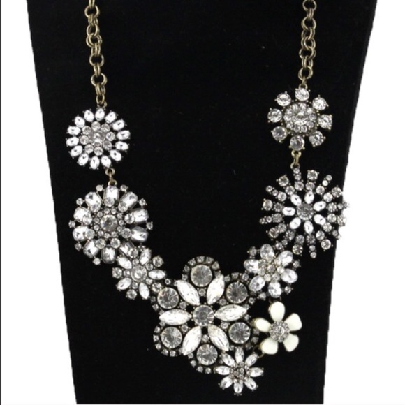 Must have statement necklace