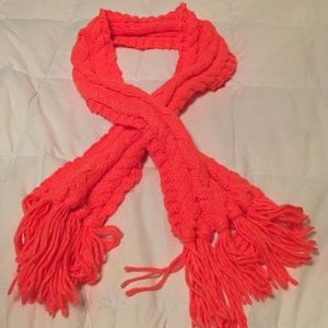 Pretty orange peachy cotton scarf with fringe