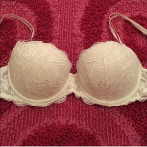 Pink pjs and bra! Just for Theresia :)