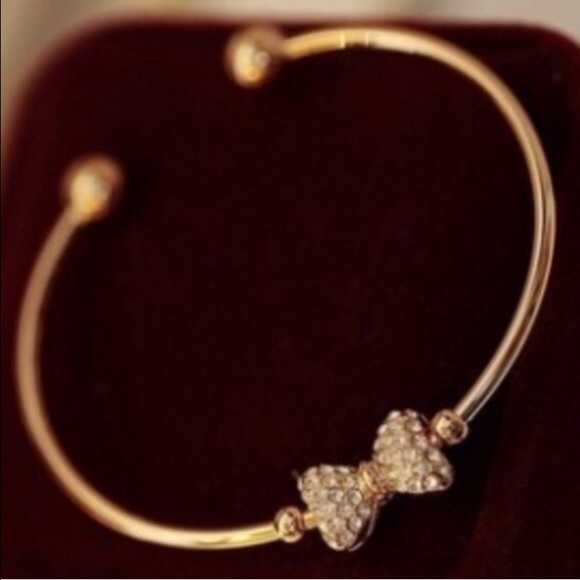 Cute Bow Bracelet
