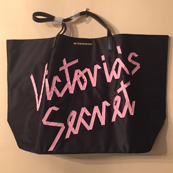 Victoria's Secret Handbags - ✨ NWT ✨ Victoria's Secret Tote ❤