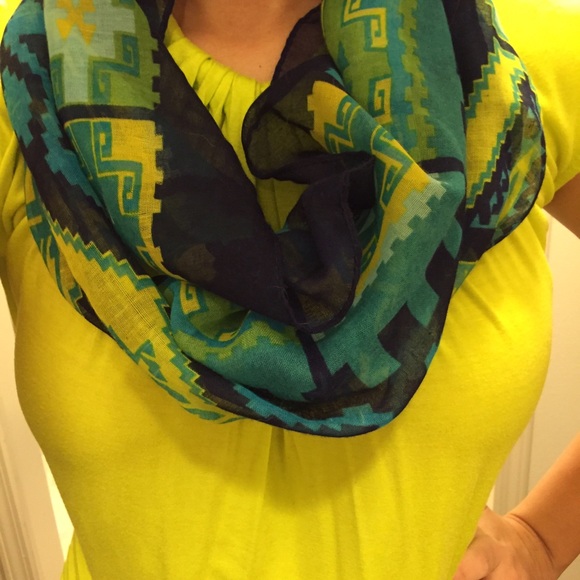 Two Geometric Patterned Scarf Combo - Picture 2 of 4