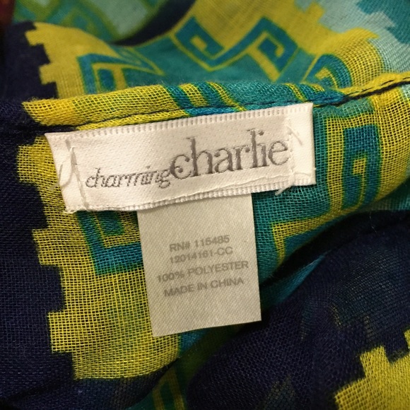 Two Geometric Patterned Scarf Combo - Picture 4 of 4