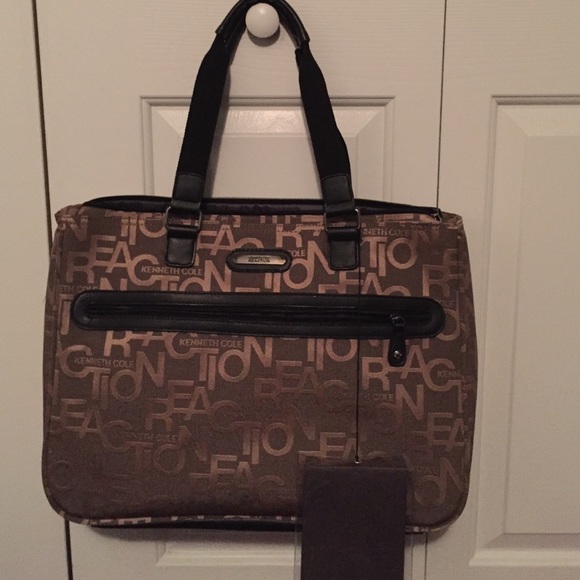 NWT Kenneth Cole business or travel bag
