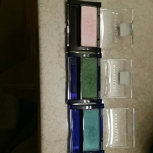 3 sparkling eyeshadows