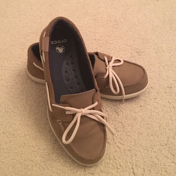 Crocs Walu Khaki Boat shoes