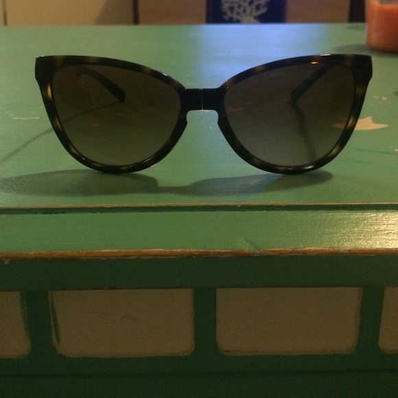tory burch sunglasses ty9019