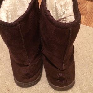 Dawgs W/ fur inside, 9" tall