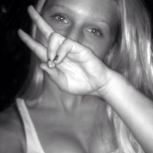 Meet your Posher, Lilly