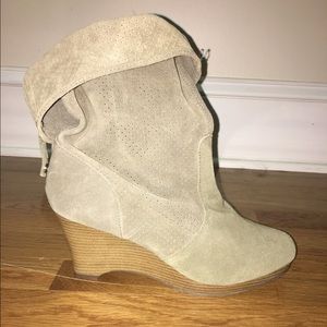 Genuine suede upper tan booties