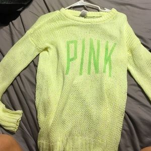PINK comfy sweater 💛💚