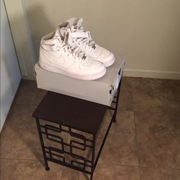 Hi-top Air Force 1's