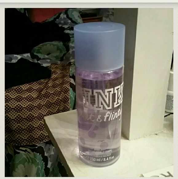 Pink sweet and flirty body mist