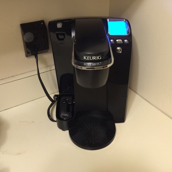 Keurig coffee machine - Picture 3 of 3