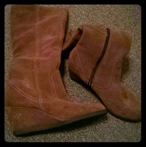 Brown wedged boots