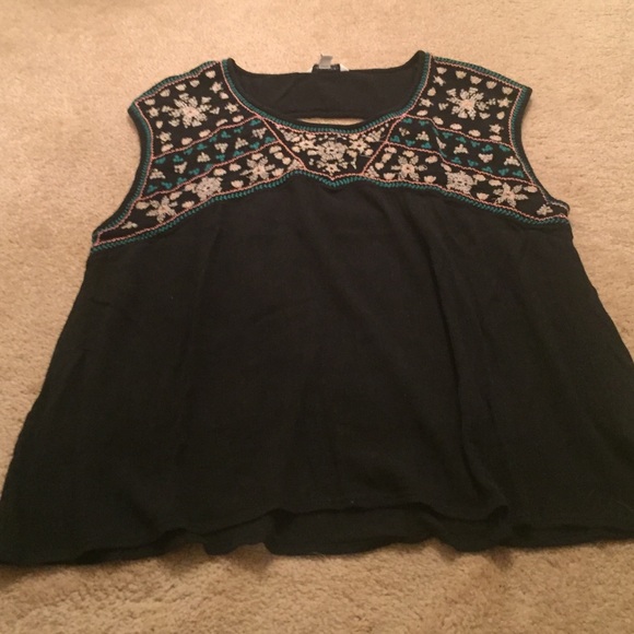 American Eagle flowy top
