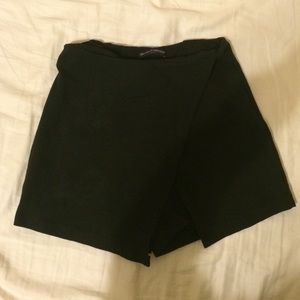 Brandy Melville skort