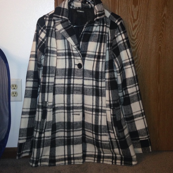 Black & White Plaid Jou Jou Pea Coat