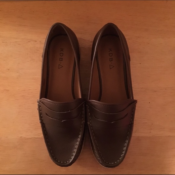 Urban Outfitters Kelsi Dagger Loafers - Picture 1 of 2