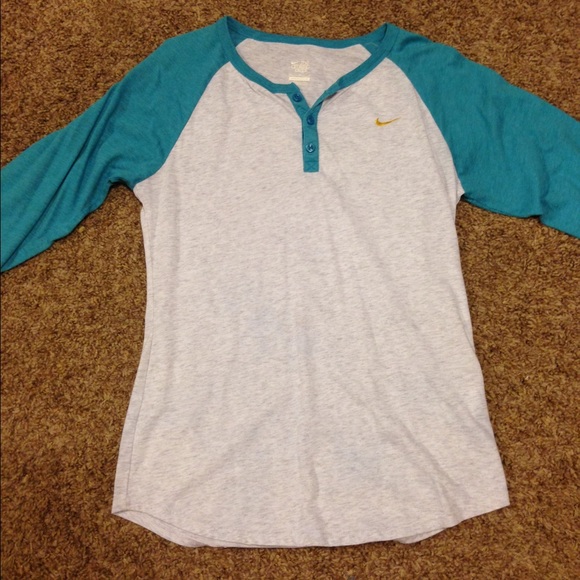 Nike baseball tee