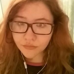 Meet your Posher, Kaitlyn