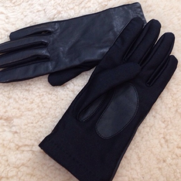 Faux leather gloves for fellow PP
