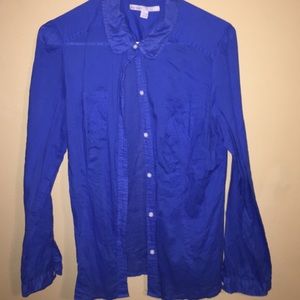 Women's blue button down never worn. No tags