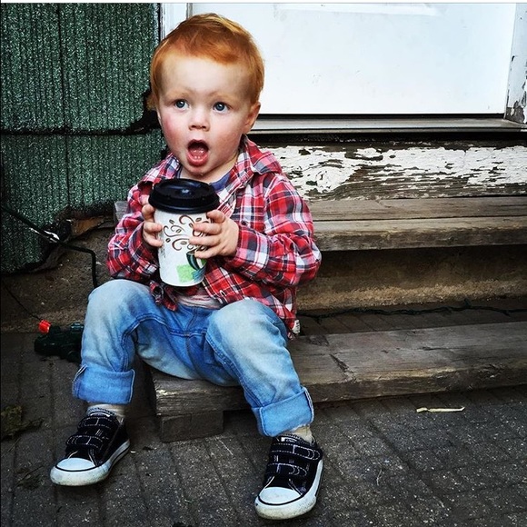 πMeet your Posher!π - Picture 2 of 4