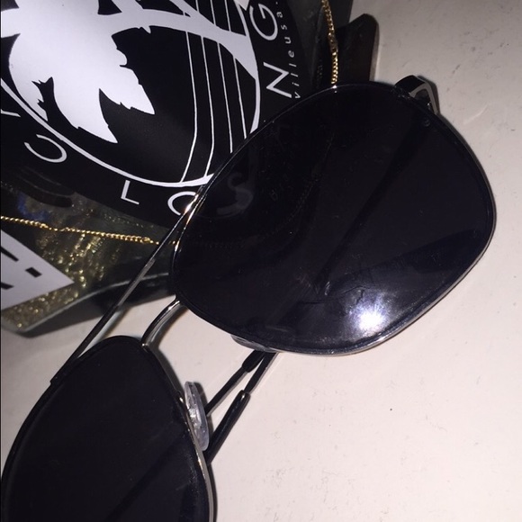 Free People black aviators