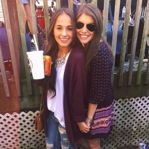 Meet your Posher, Chloe