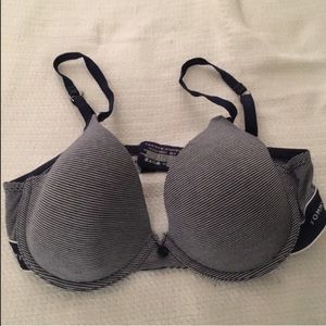 Tommy Hilfiger bra