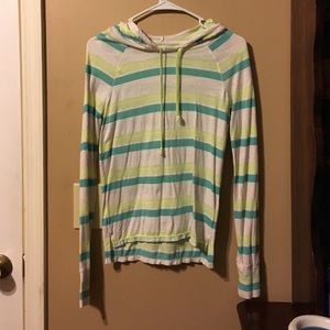 American Eagle pullover