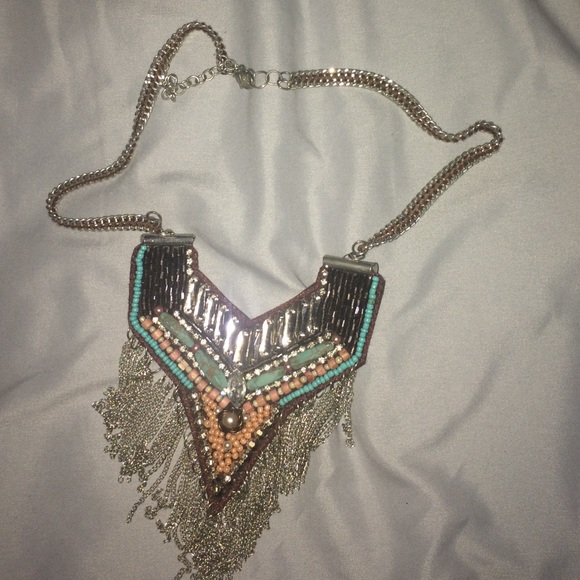 Statement piece necklace!