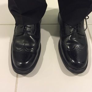 Men's dress shoes size 11 1/2 Wide