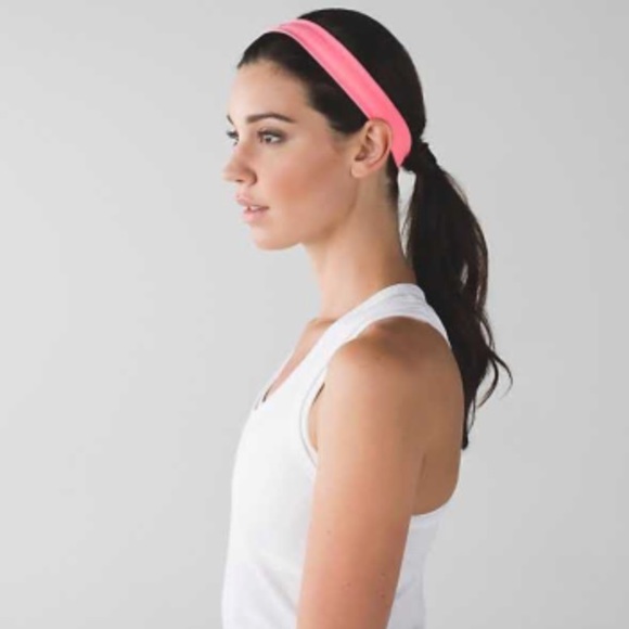 LAST CHANCE🚨 Pink Skinny fly away tamer