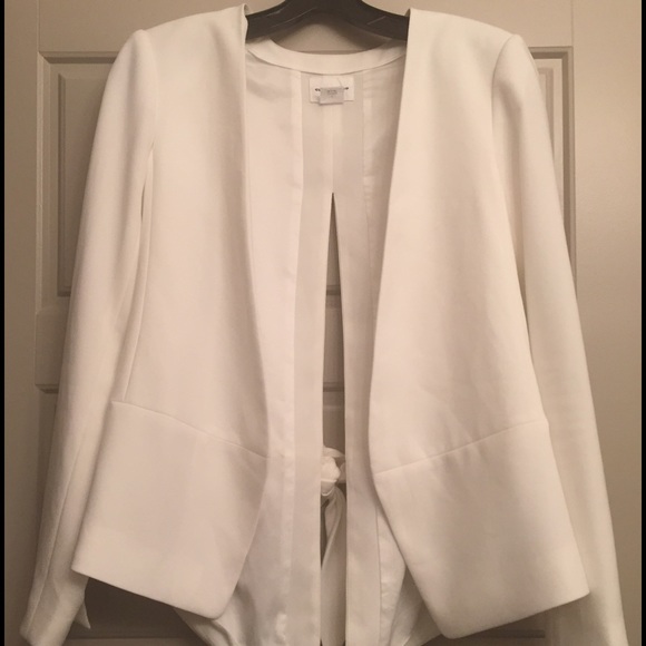 White Club Monaco blazer