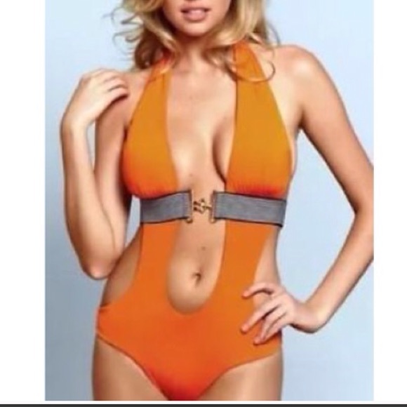 BBS kardashian collection one piece for Claudia