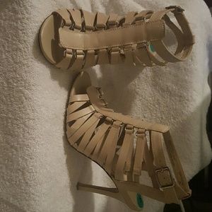 Guess sandal