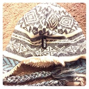 Mukluks winter beanie