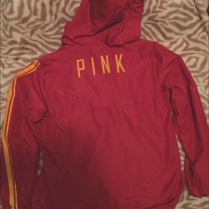 VS PINK Winderbreaker