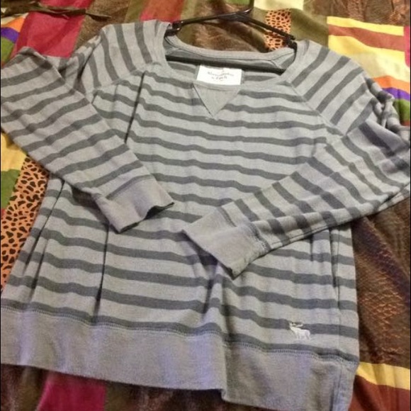 Cute long sleeve shirt