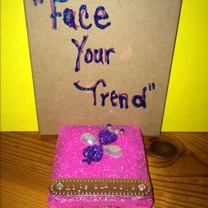 My customized handmade palettes