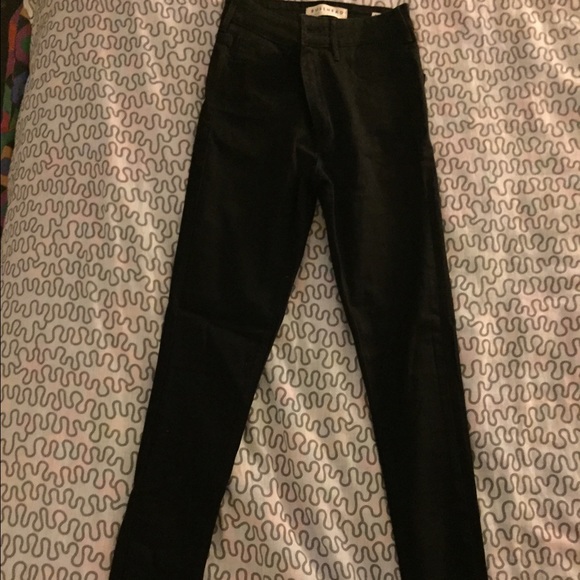 Black high waisted jeans