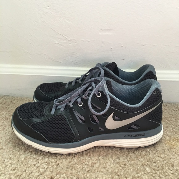 Nike women's dual fusion running sneakers